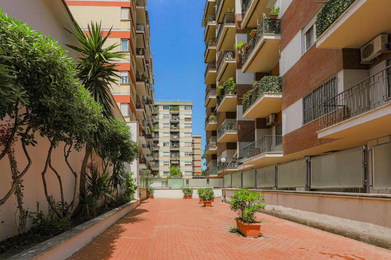 Tiburtina Flam Guest House Rzym Zewnętrze zdjęcie